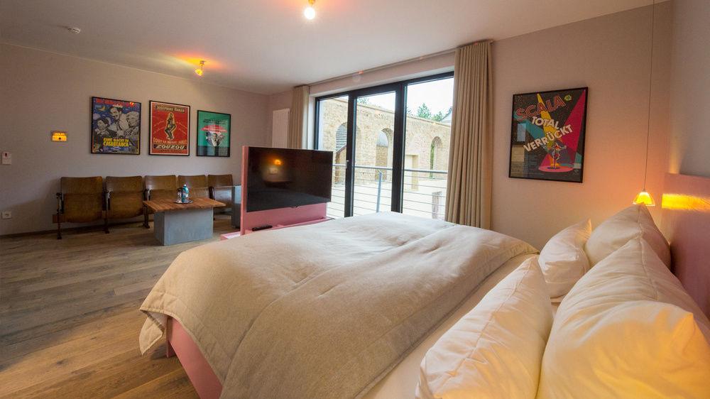 Romantik Hotel Meisenheimer Hof ภายนอก รูปภาพ