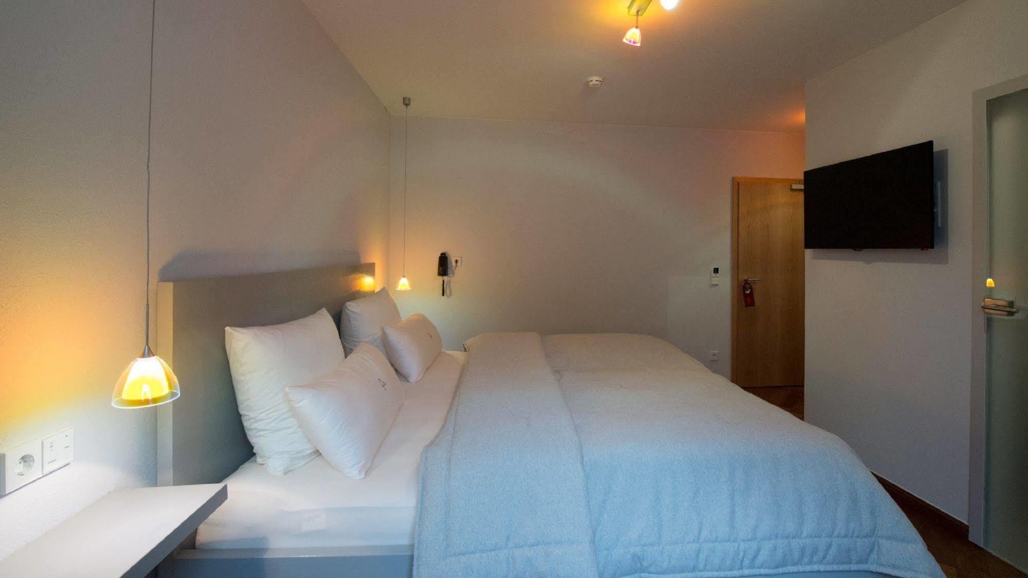 Romantik Hotel Meisenheimer Hof ภายนอก รูปภาพ