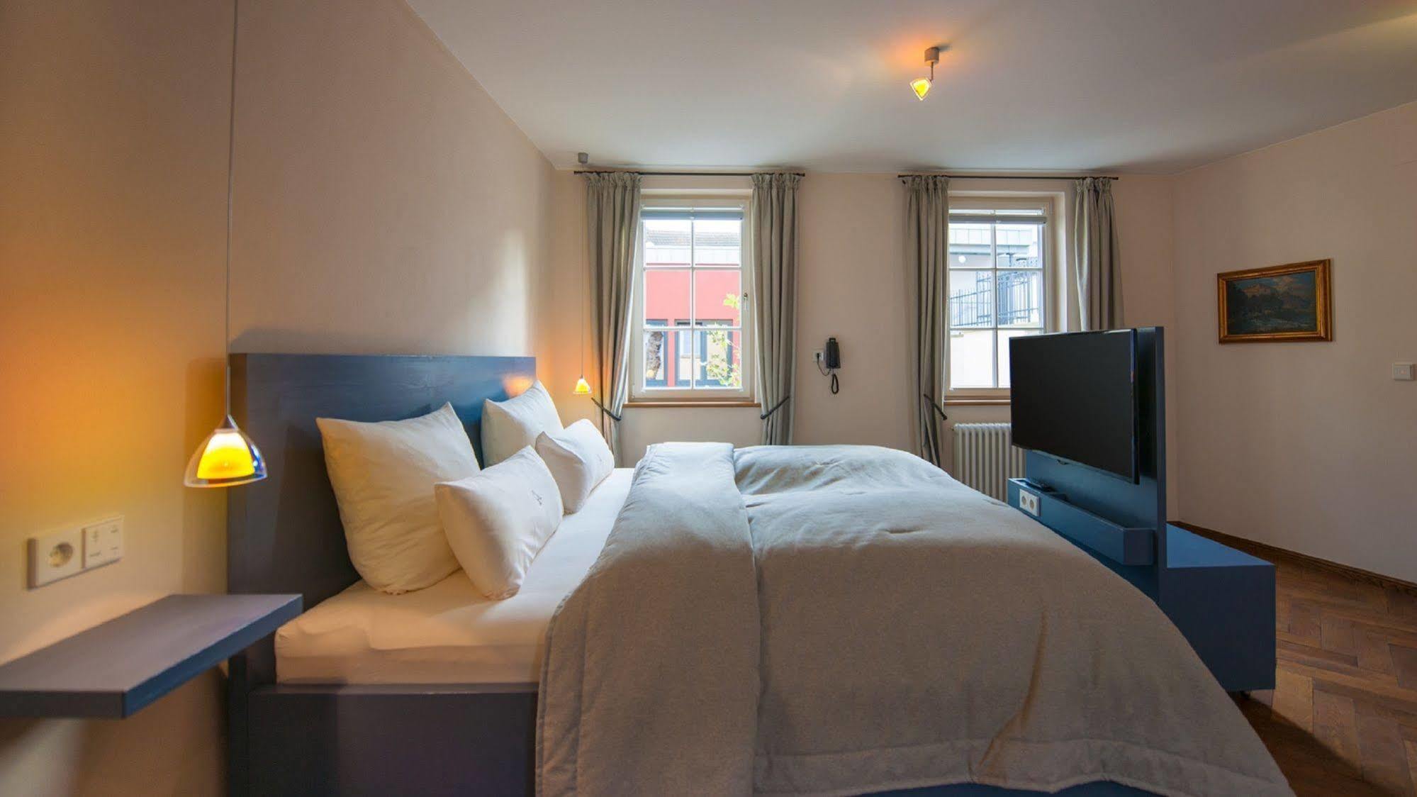 Romantik Hotel Meisenheimer Hof ภายนอก รูปภาพ