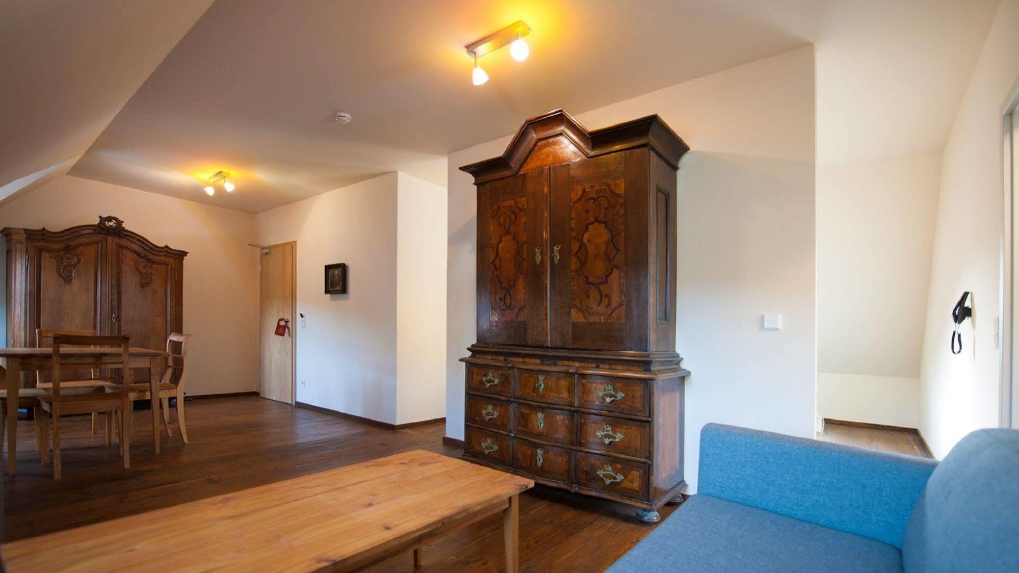 Romantik Hotel Meisenheimer Hof ภายนอก รูปภาพ